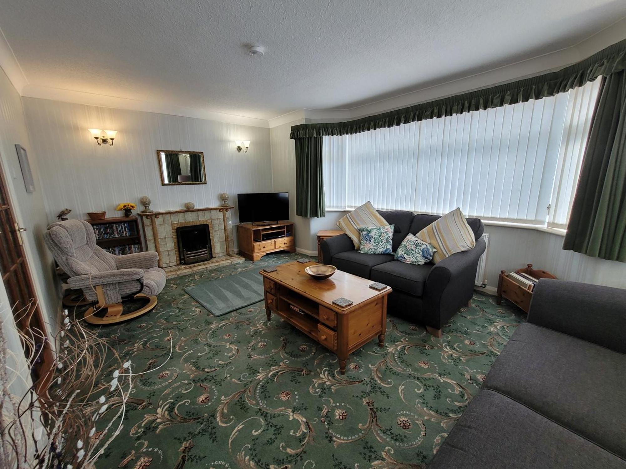 The Hermitage Private Detached Bungalow Villa Rhyl Exteriör bild