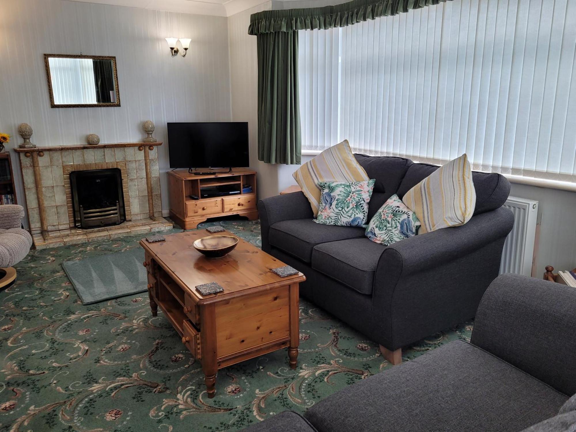 The Hermitage Private Detached Bungalow Villa Rhyl Exteriör bild